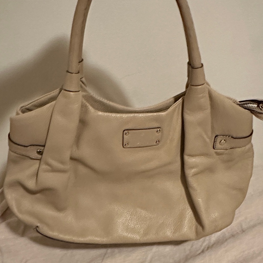 Kate Spade 2000’s Elegant Cream Handbag